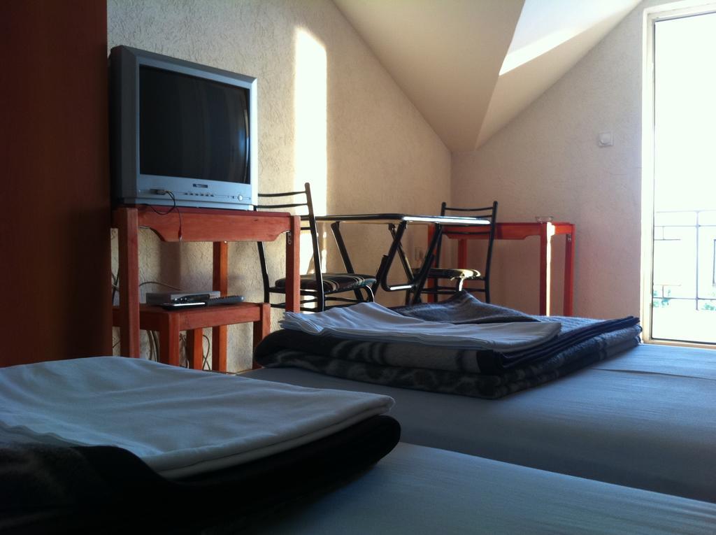 Guest House Lokoski Peštani Kamer foto